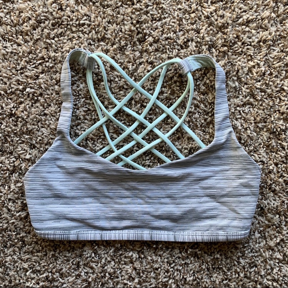 LULULEMON sports bra